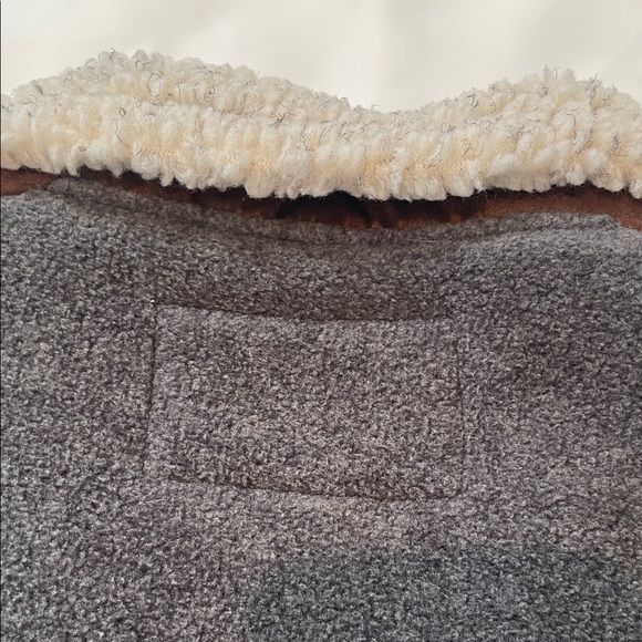 Orvis Gray and Brown Fleece Vest - Picture 8 of 9